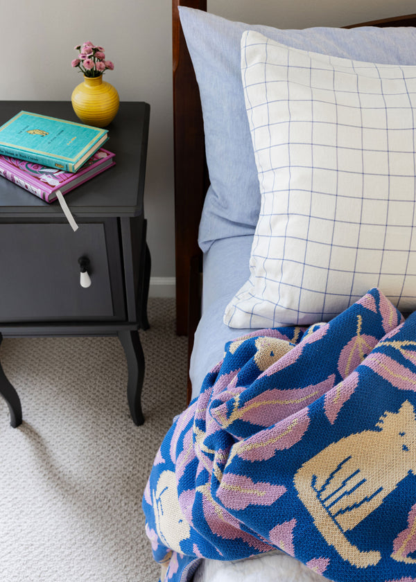 Cat Club Throw Blanket - Lake