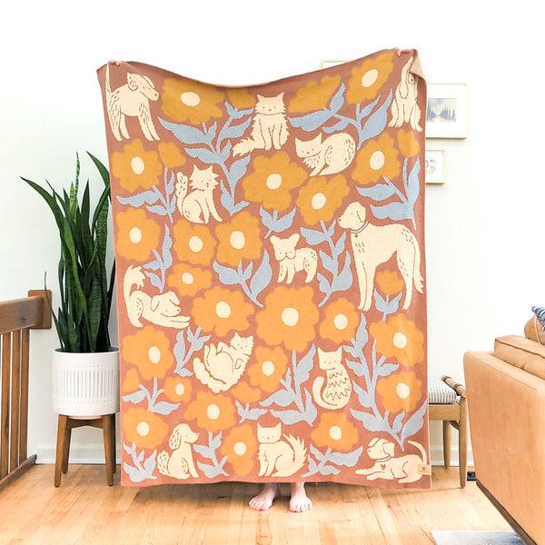 Poppy Pets Throw Blanket - Mocha